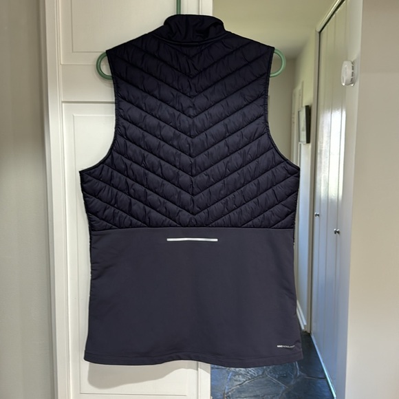Nike AeroLayer Men’s Running Vest - Size Medium - Picture 3 of 7